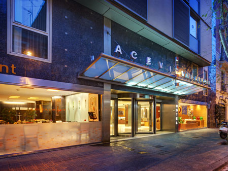 Hotel Acevi Villarroel en el centro de Barcelona con Wifi Gratis y Spa